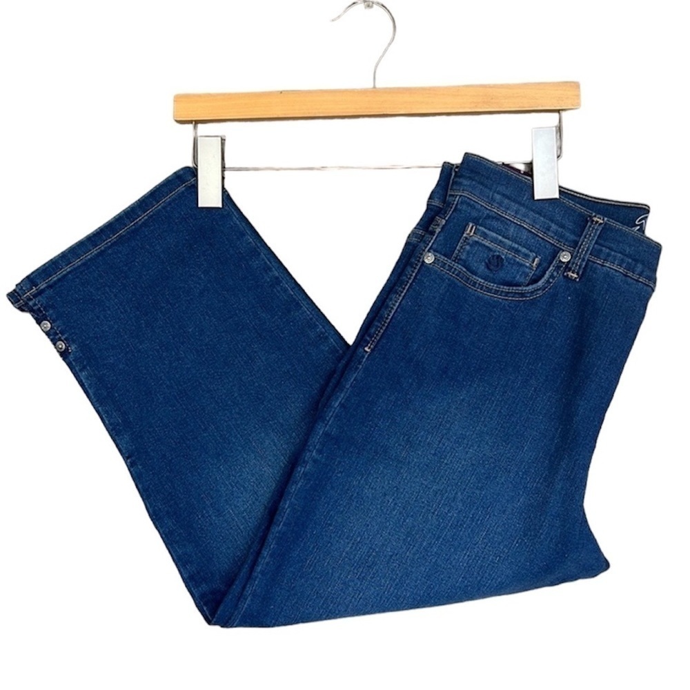 Gloria Vanderbilt Amanda Capri Jeans All Around Slimming Classic Rise Denim NWT